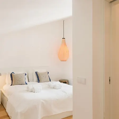 Charming And Unique City Centre Apartment 43 By Lisbonne Collection *