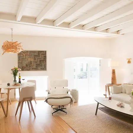 Charming And Unique City Centre Apartment 43 By Lisbonne Collection