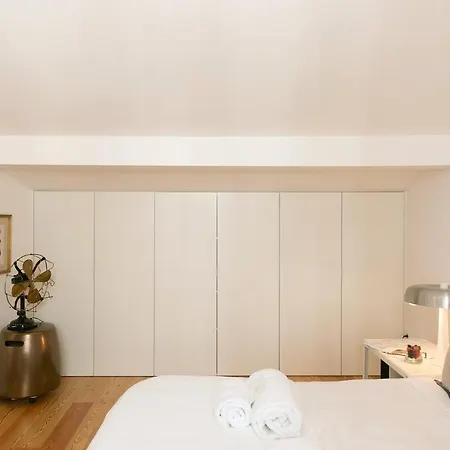 Charming And Unique City Centre Apartment 43 By Lisbonne Collection * Lizbona